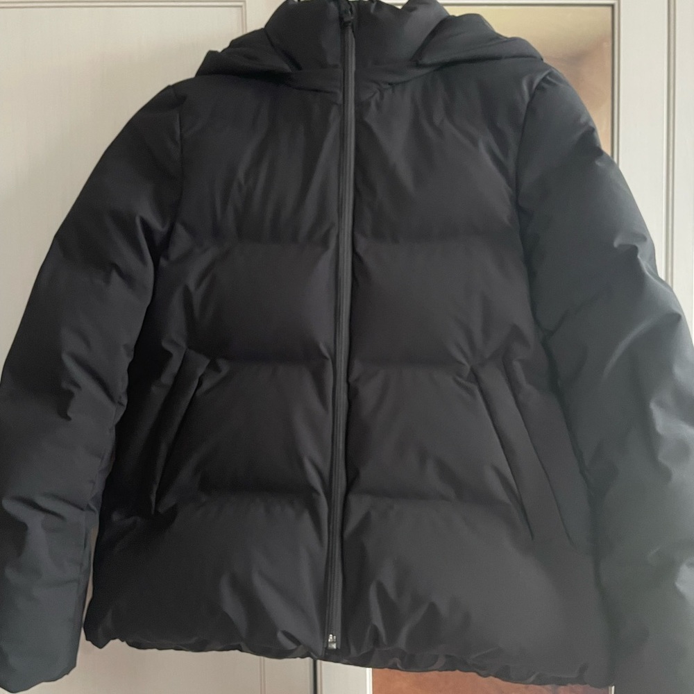 Uniqlo ultra light down seamless cocoon puffer jacket